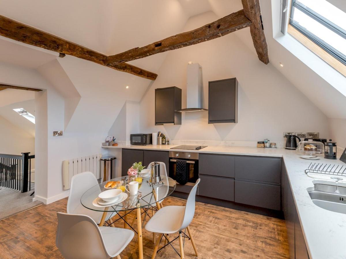 Pass The Keys 5C Charming Town Centre Apartment With Roof Top Views Shrewsbury Extérieur photo