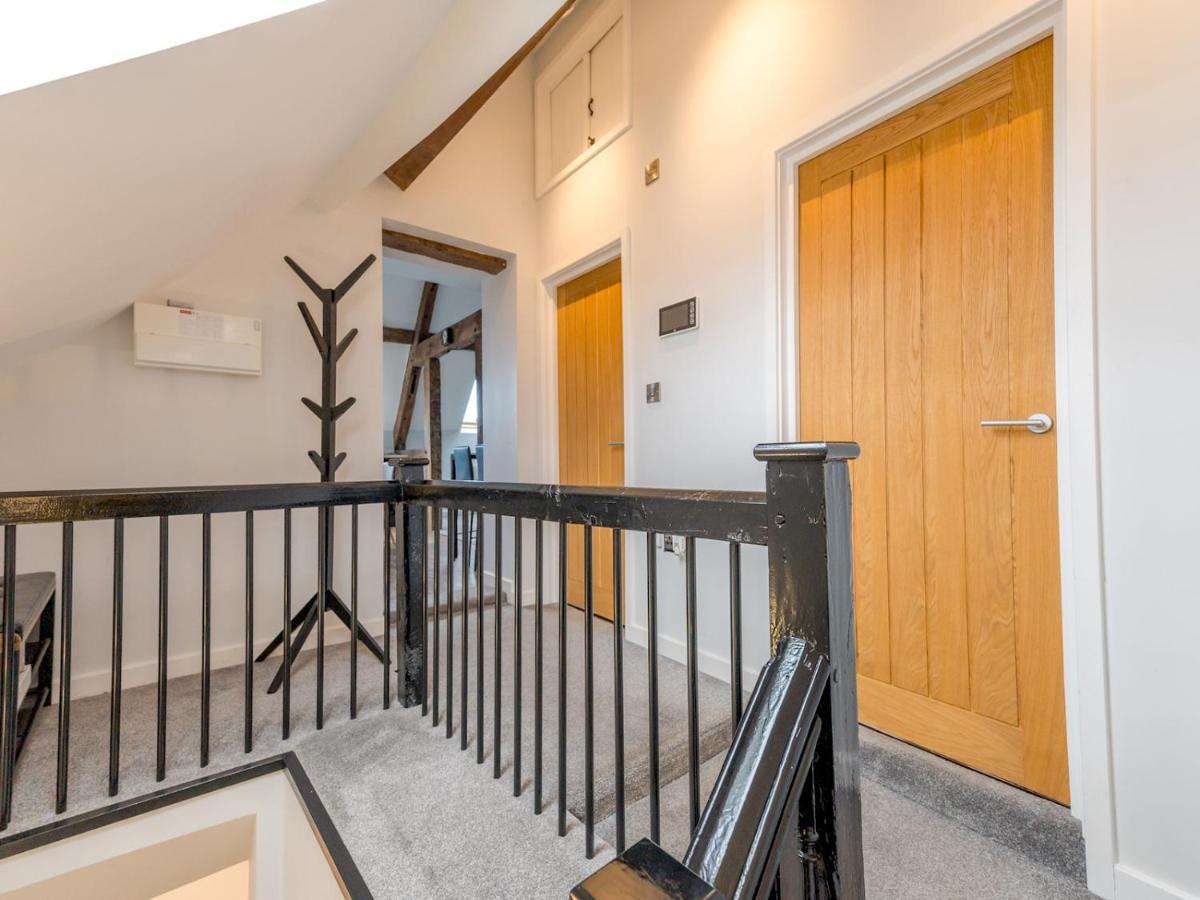 Pass The Keys 5C Charming Town Centre Apartment With Roof Top Views Shrewsbury Extérieur photo